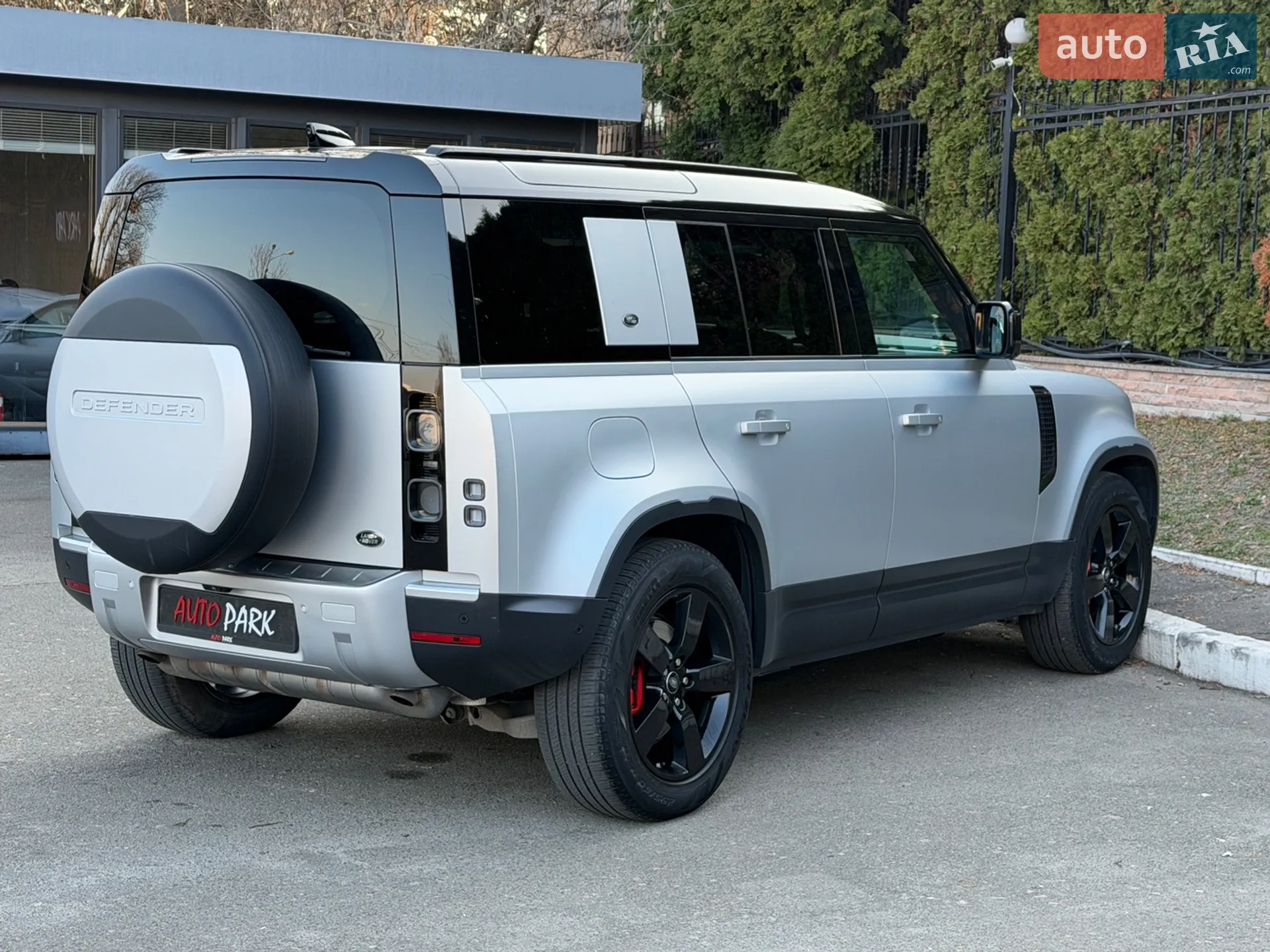 2020 Land Rover Defender - мініатюра 10