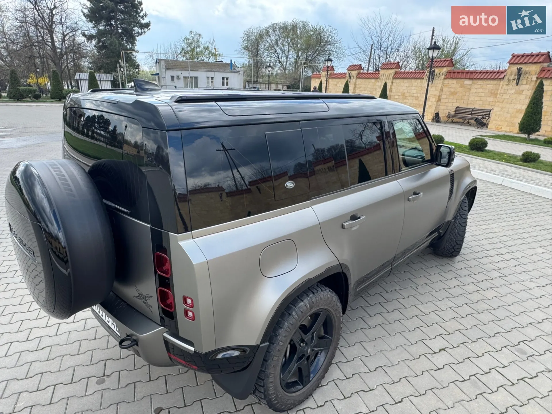 2022 Land Rover Defender - мініатюра 8