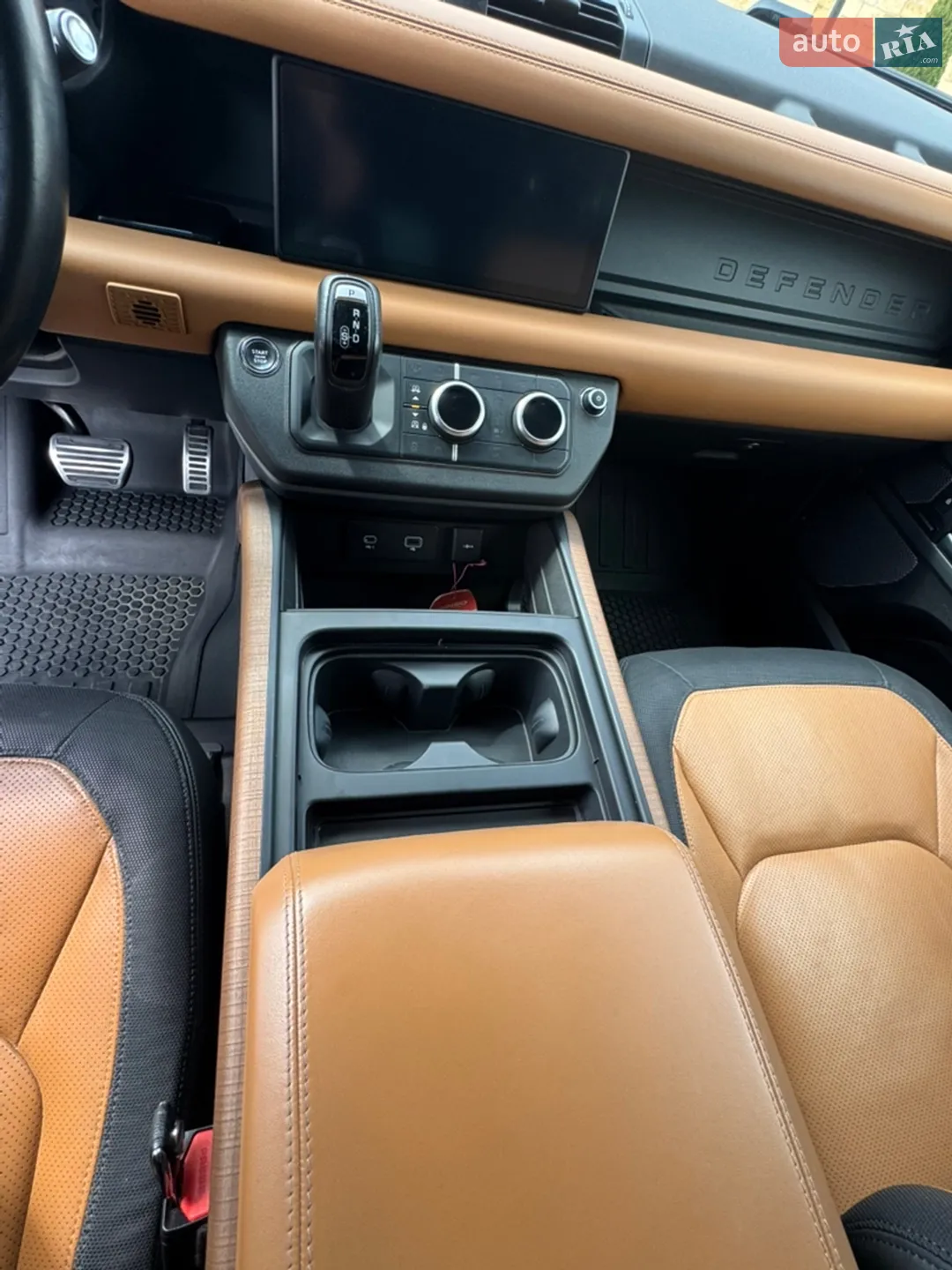 2022 Land Rover Defender - мініатюра 27