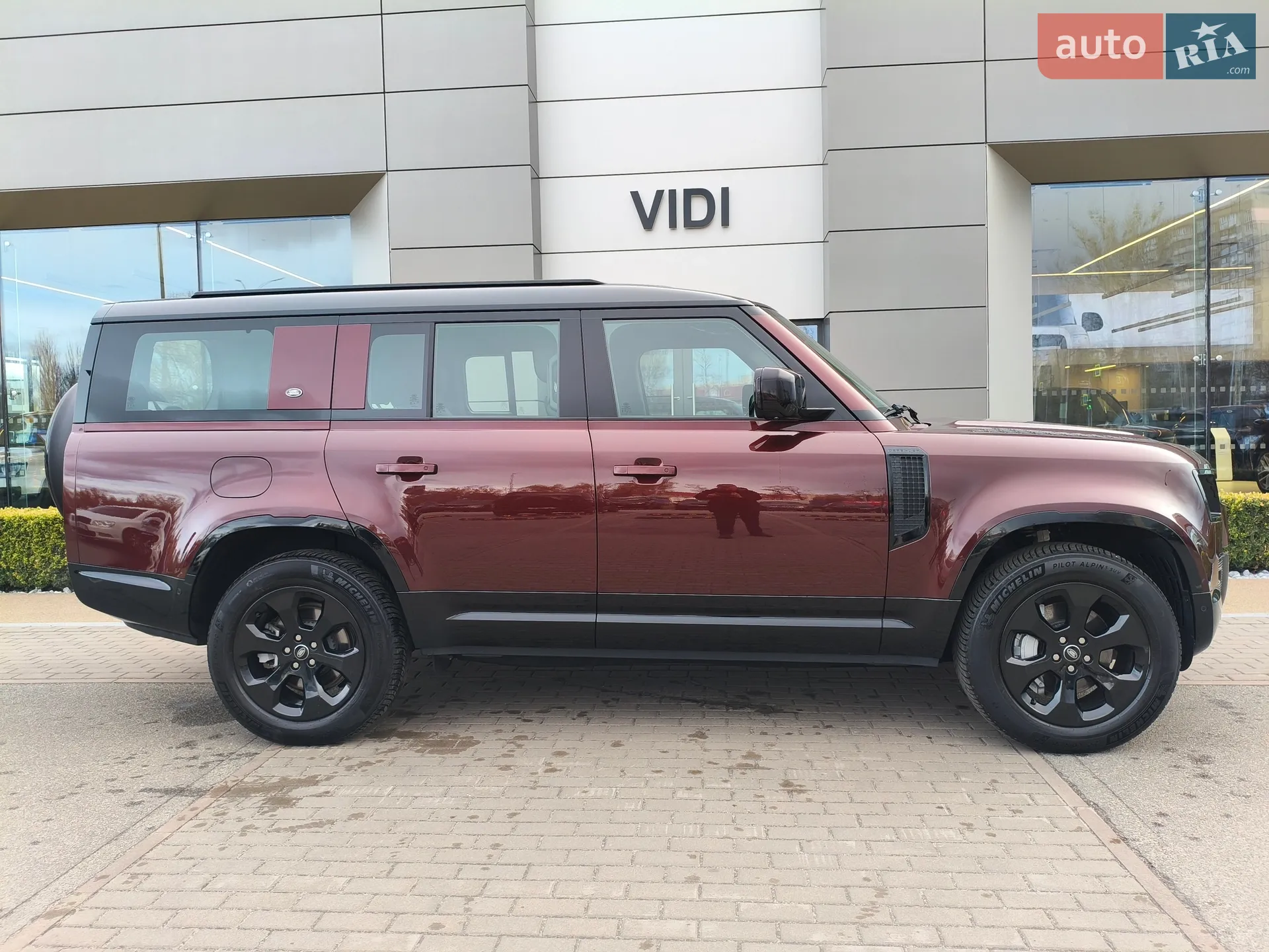 2024 Land Rover Defender - мініатюра 29