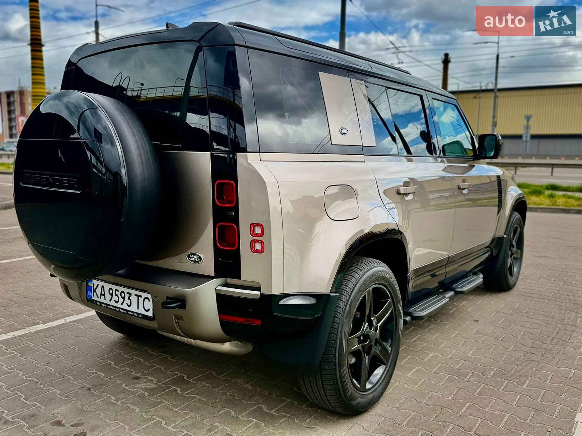 2022 Land Rover Defender - мініатюра 12