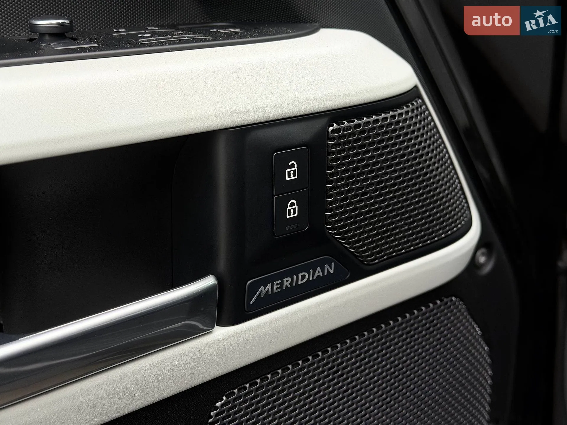 2020 Land Rover Defender - мініатюра 57