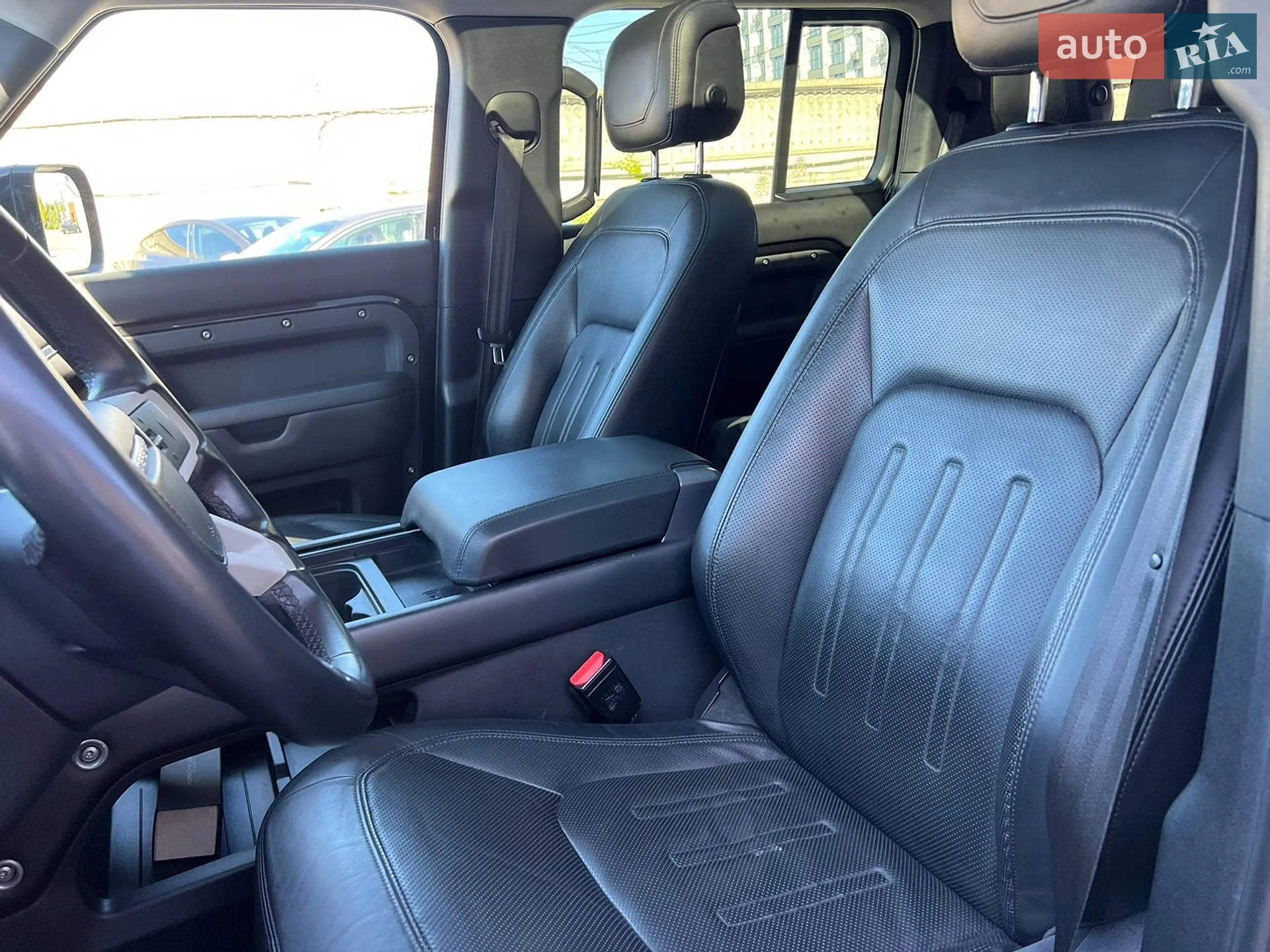2020 Land Rover Defender - мініатюра 19