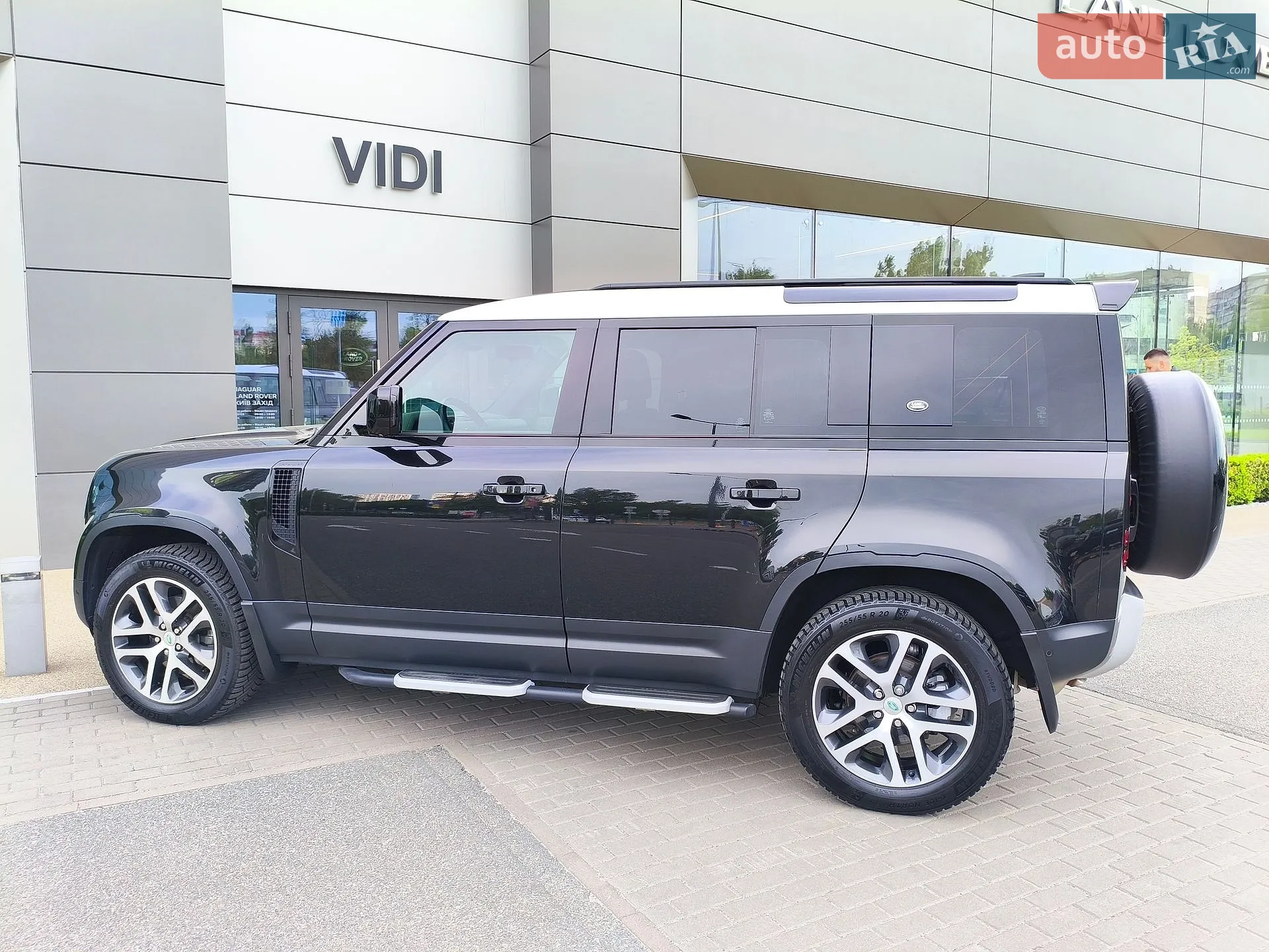 2021 Land Rover Defender - мініатюра 39