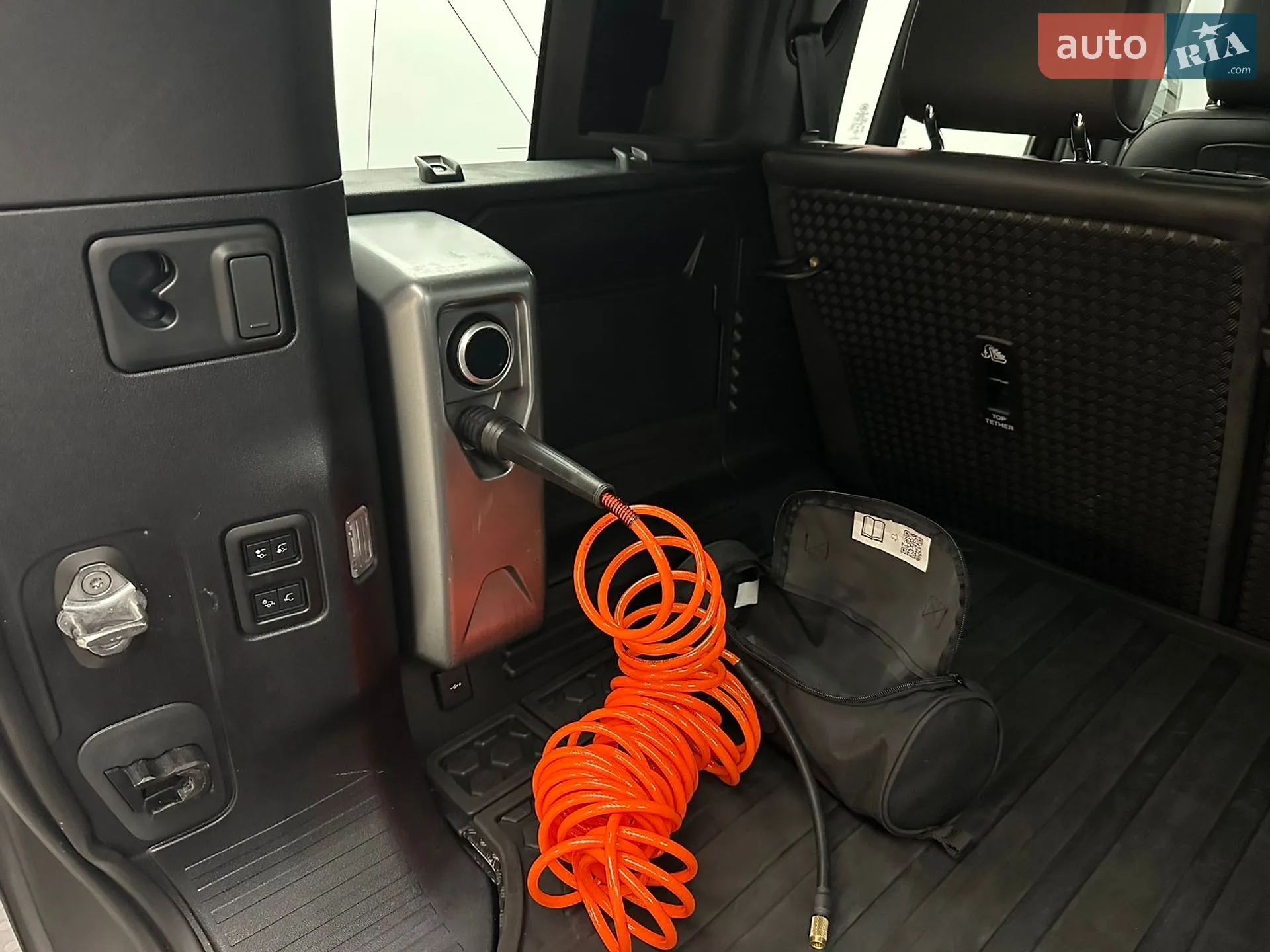 2021 Land Rover Defender - мініатюра 14