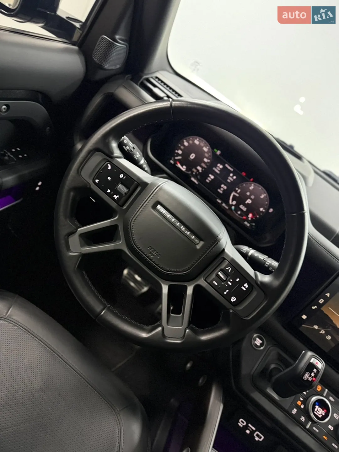2022 Land Rover Defender - мініатюра 20
