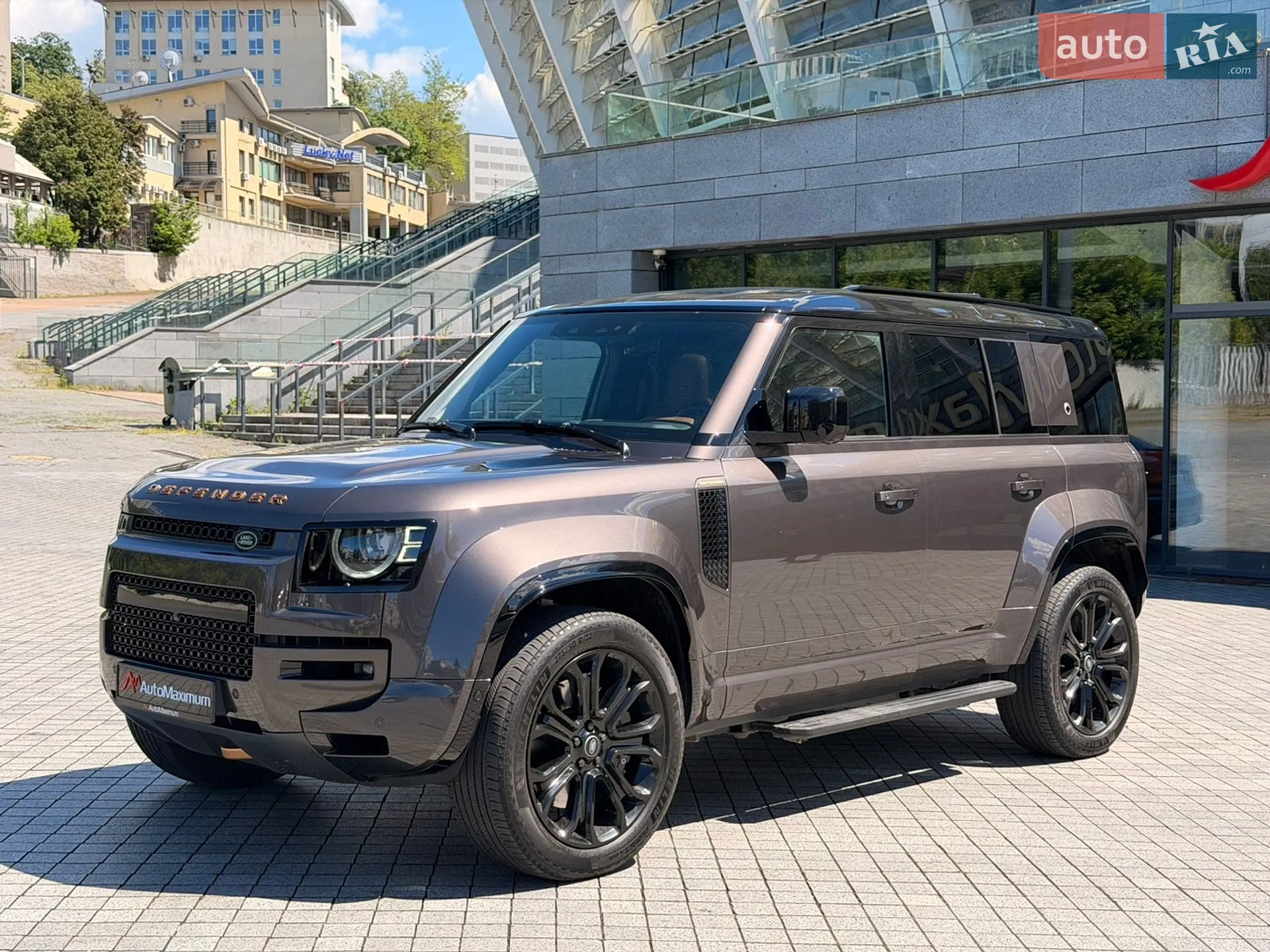 2025 Land Rover Defender - мініатюра 3