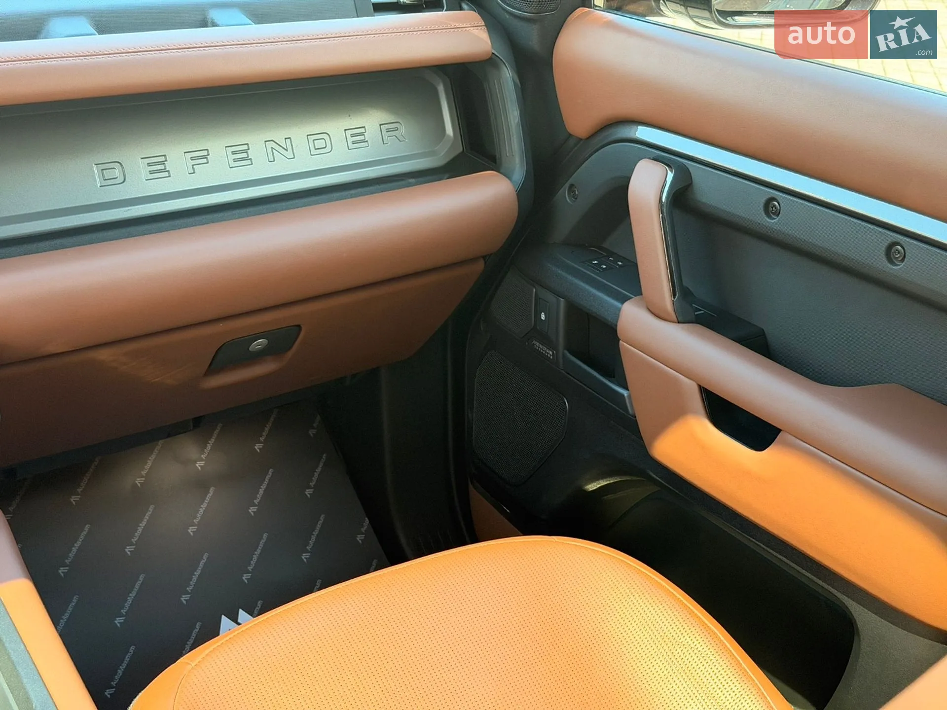 2025 Land Rover Defender - мініатюра 21