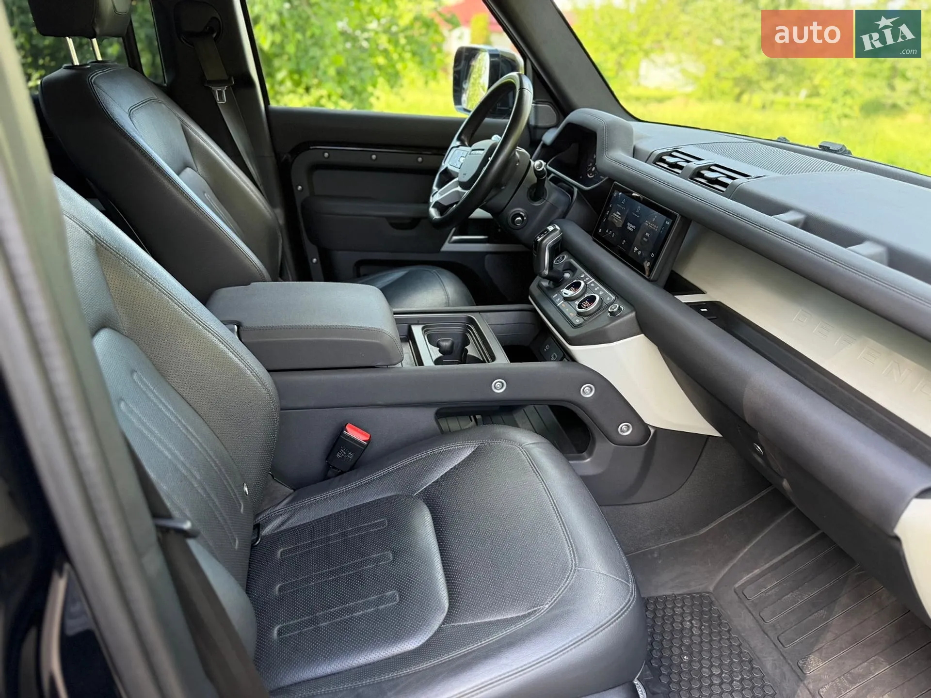 2021 Land Rover Defender - мініатюра 20