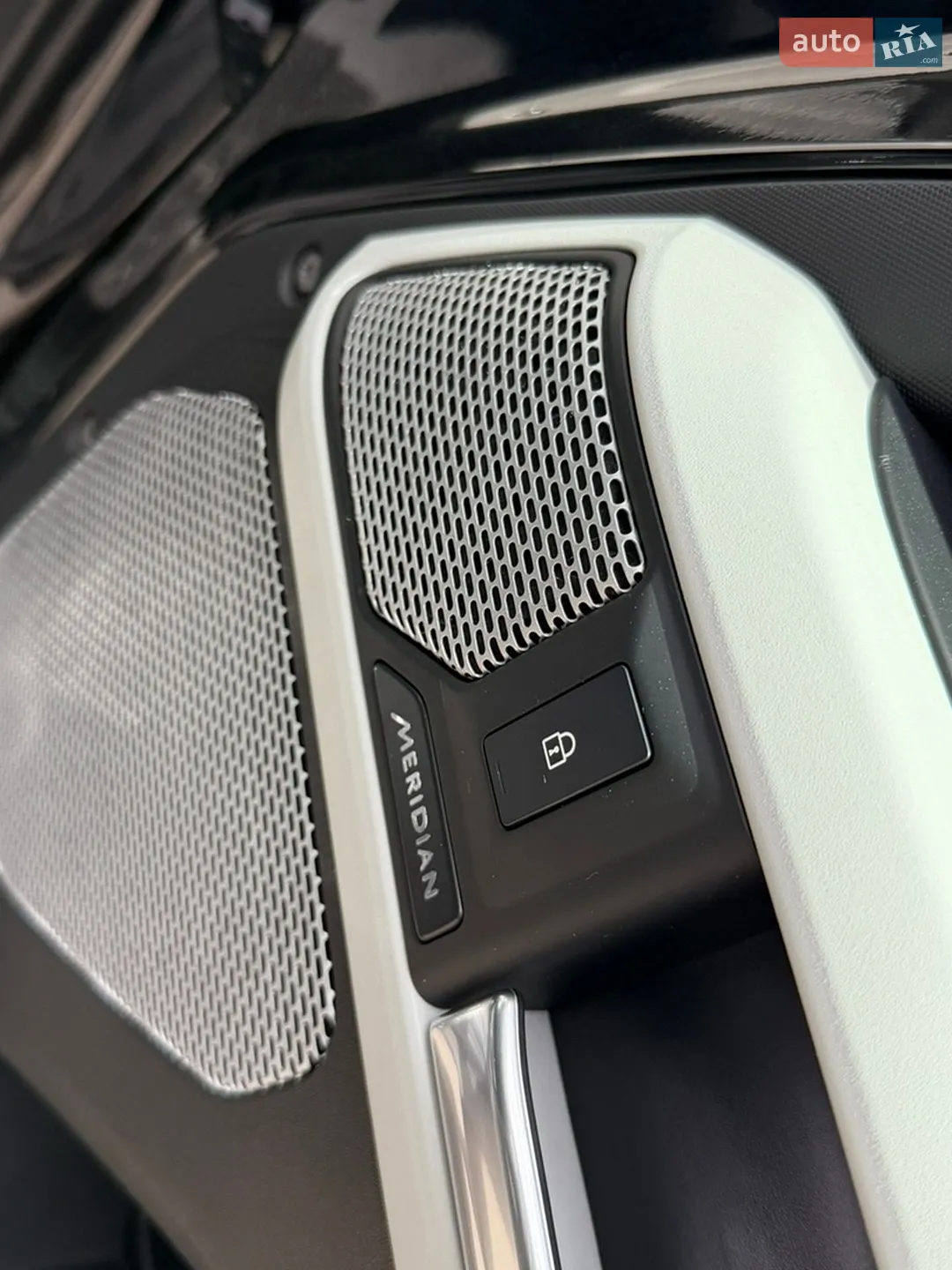 2022 Land Rover Defender - мініатюра 34