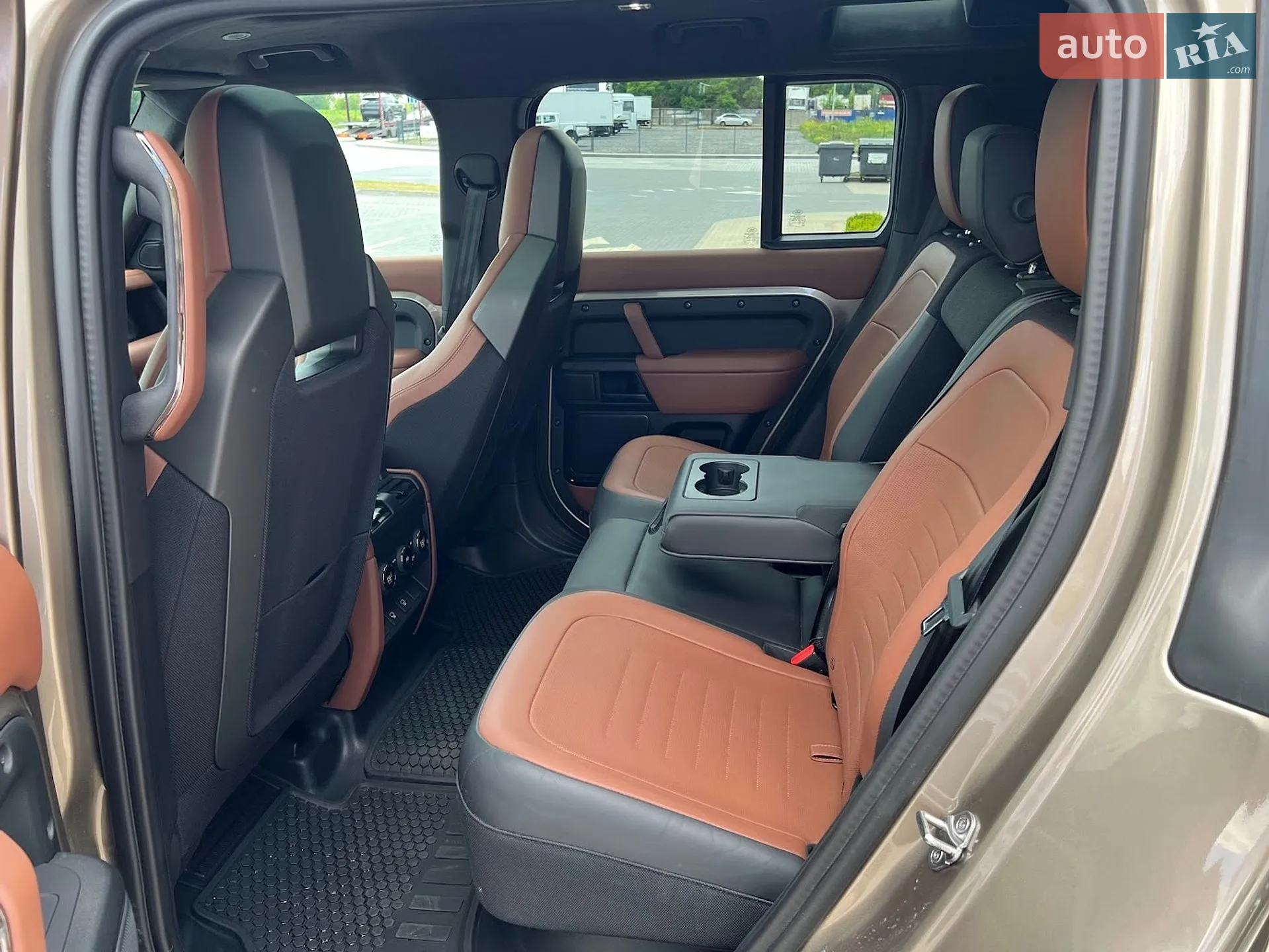 2025 Land Rover Defender - мініатюра 33