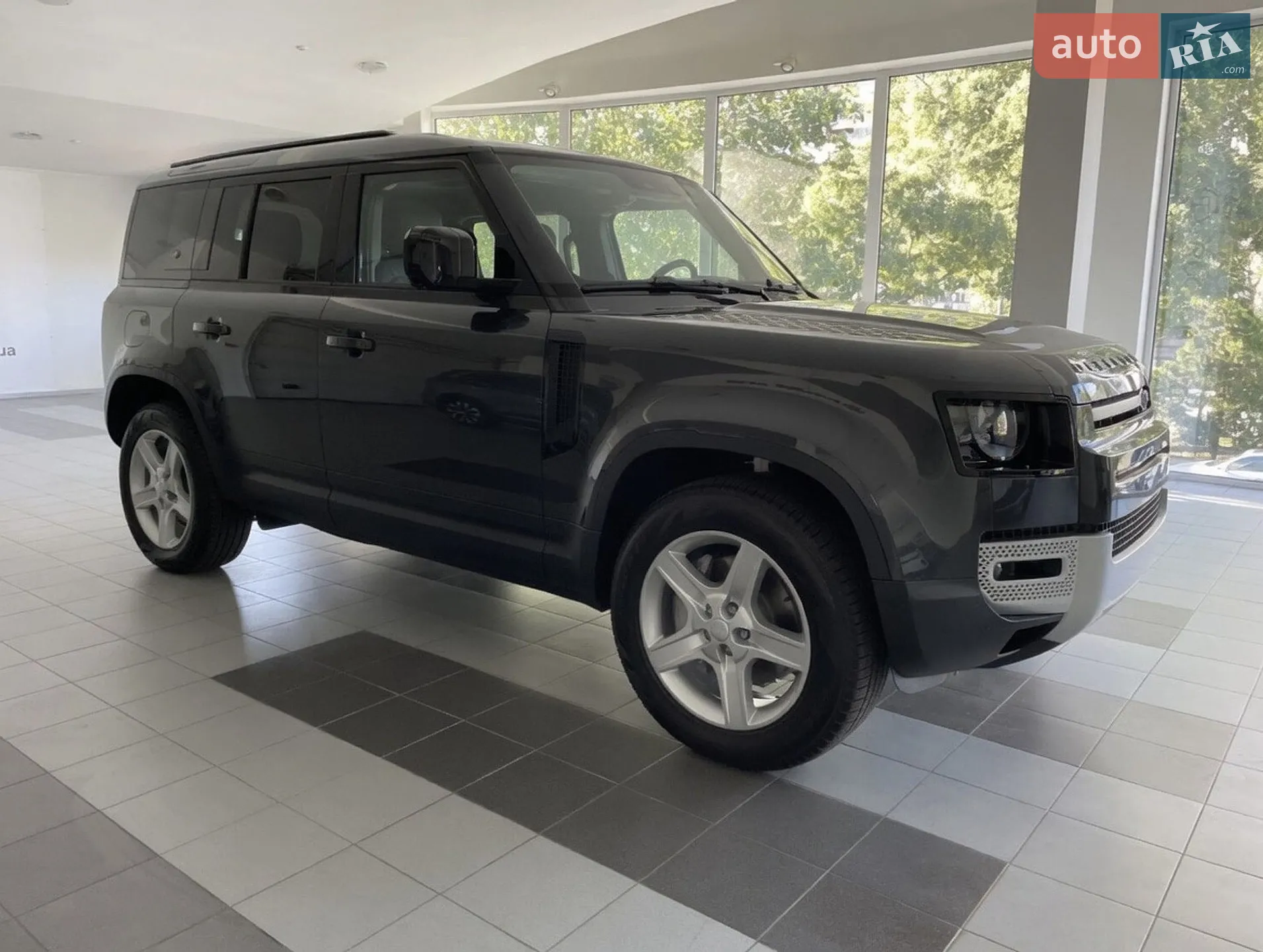 2023 Land Rover Defender - мініатюра 3
