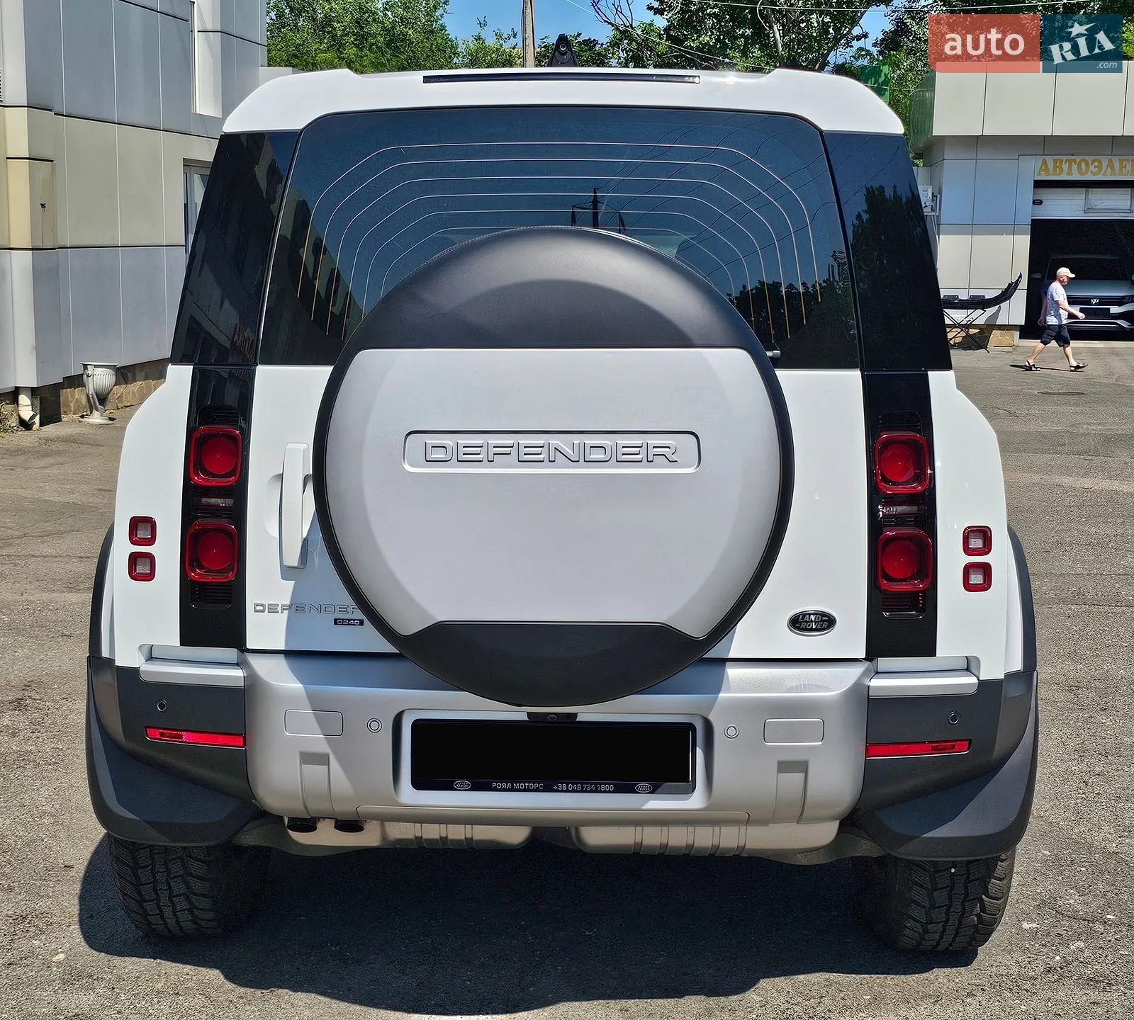 2020 Land Rover Defender - мініатюра 9