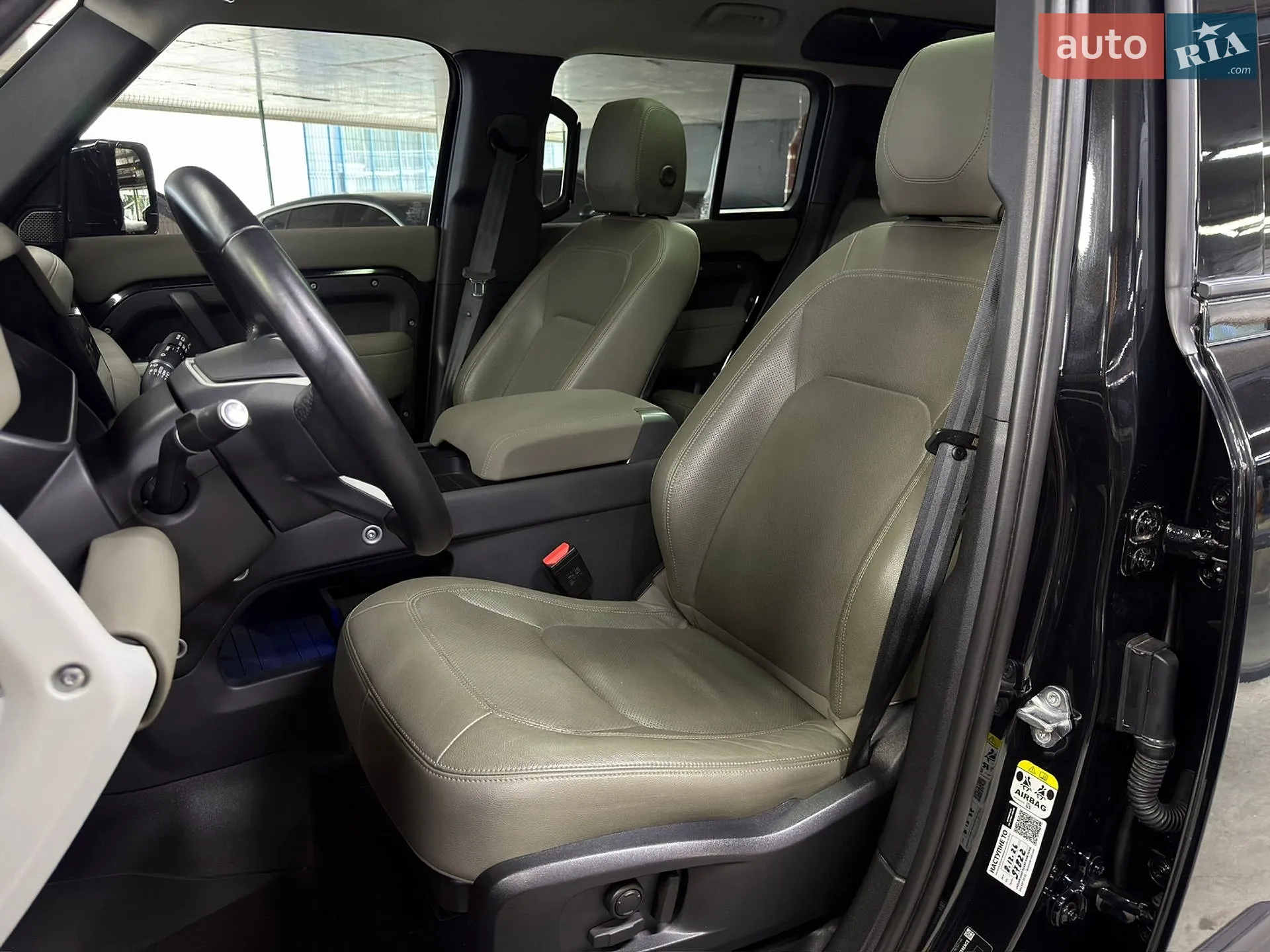 2022 Land Rover Defender - мініатюра 20