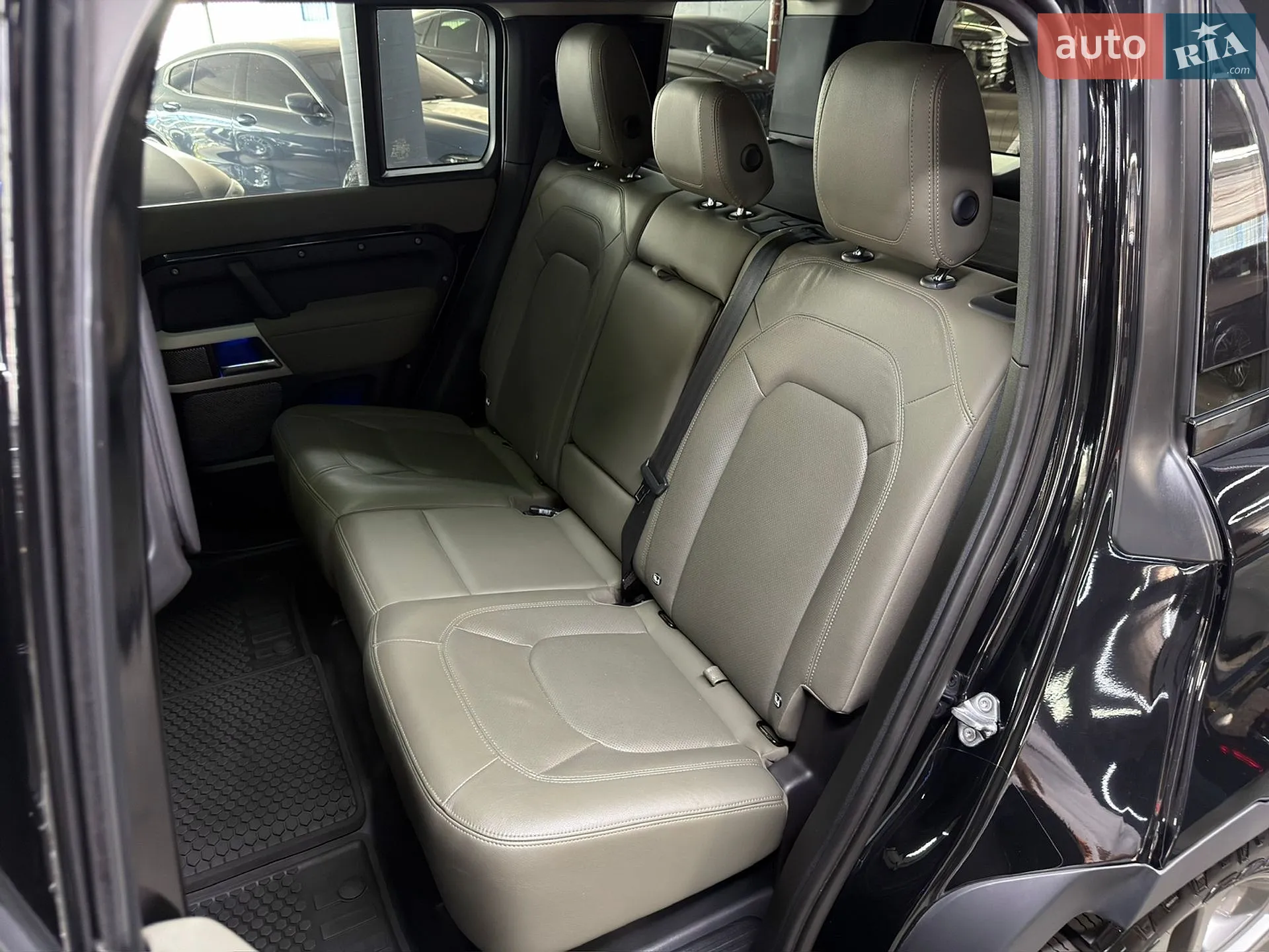 2022 Land Rover Defender - мініатюра 24