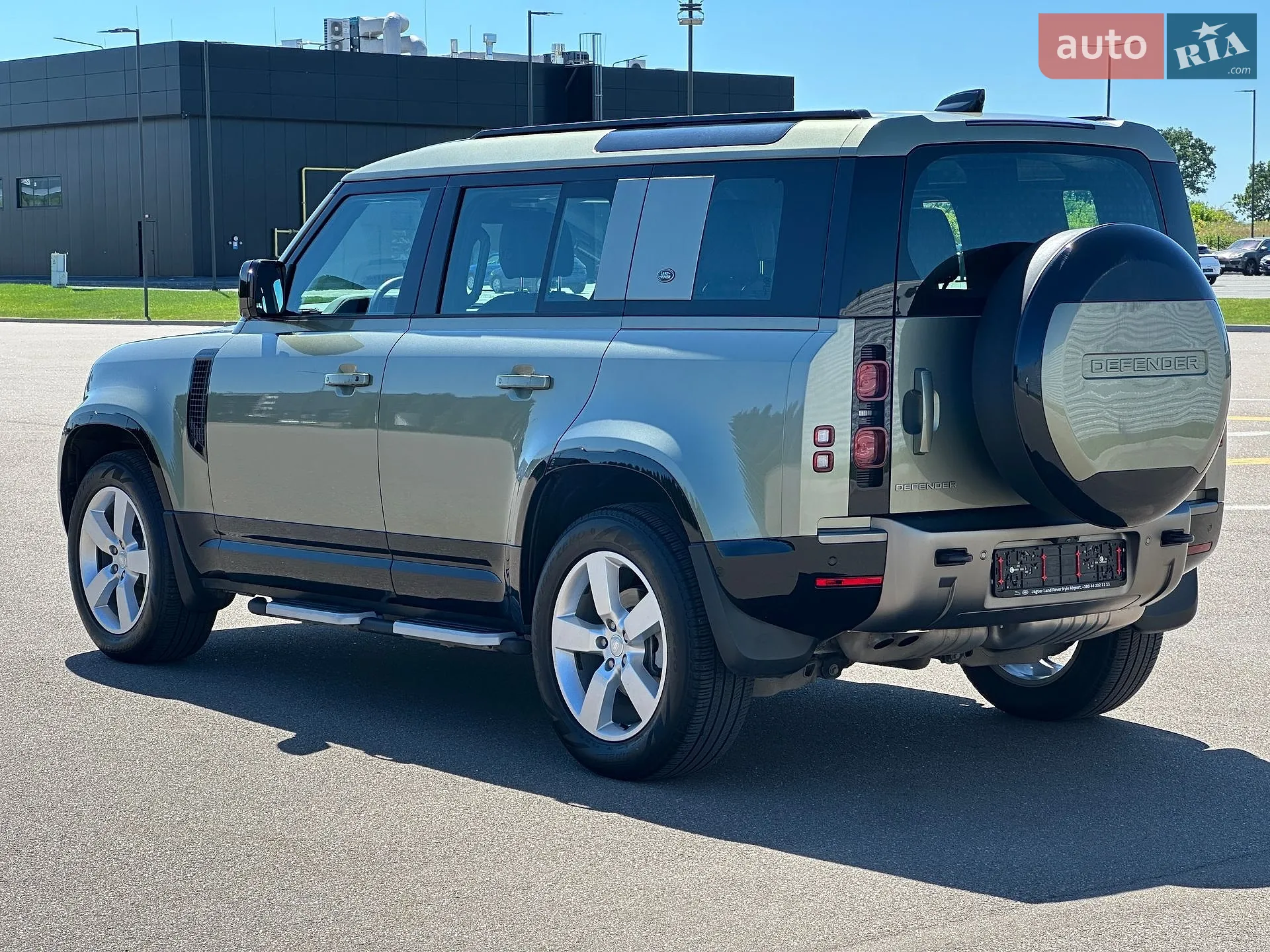 2024 Land Rover Defender - мініатюра 5