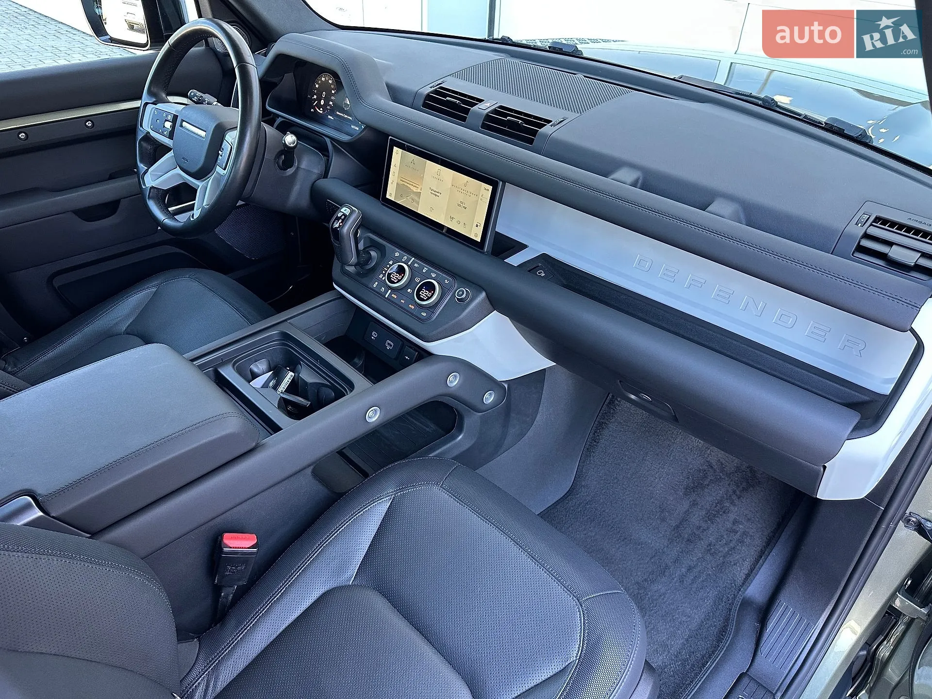 2024 Land Rover Defender - мініатюра 30