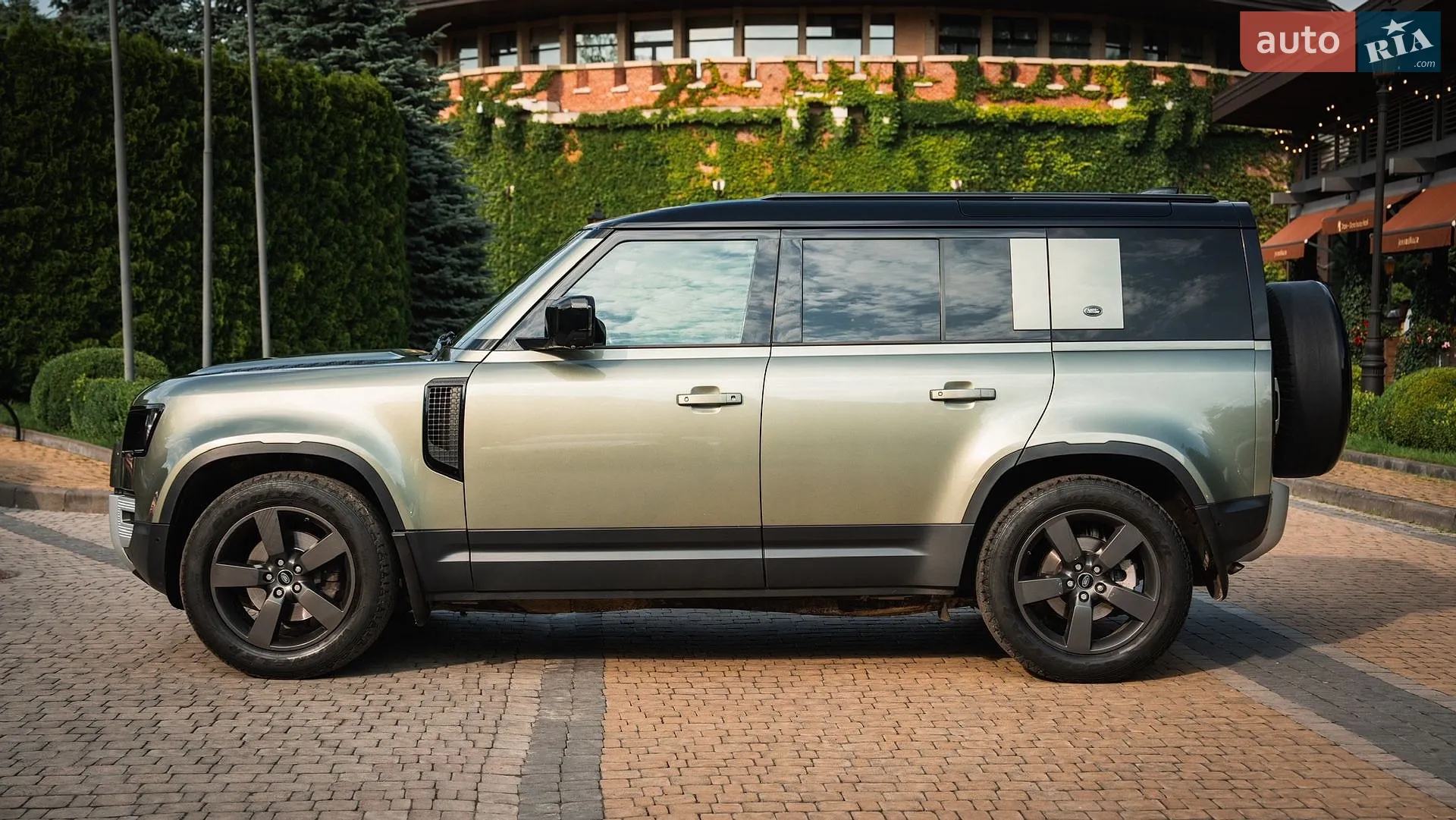 2020 Land Rover Defender - мініатюра 3
