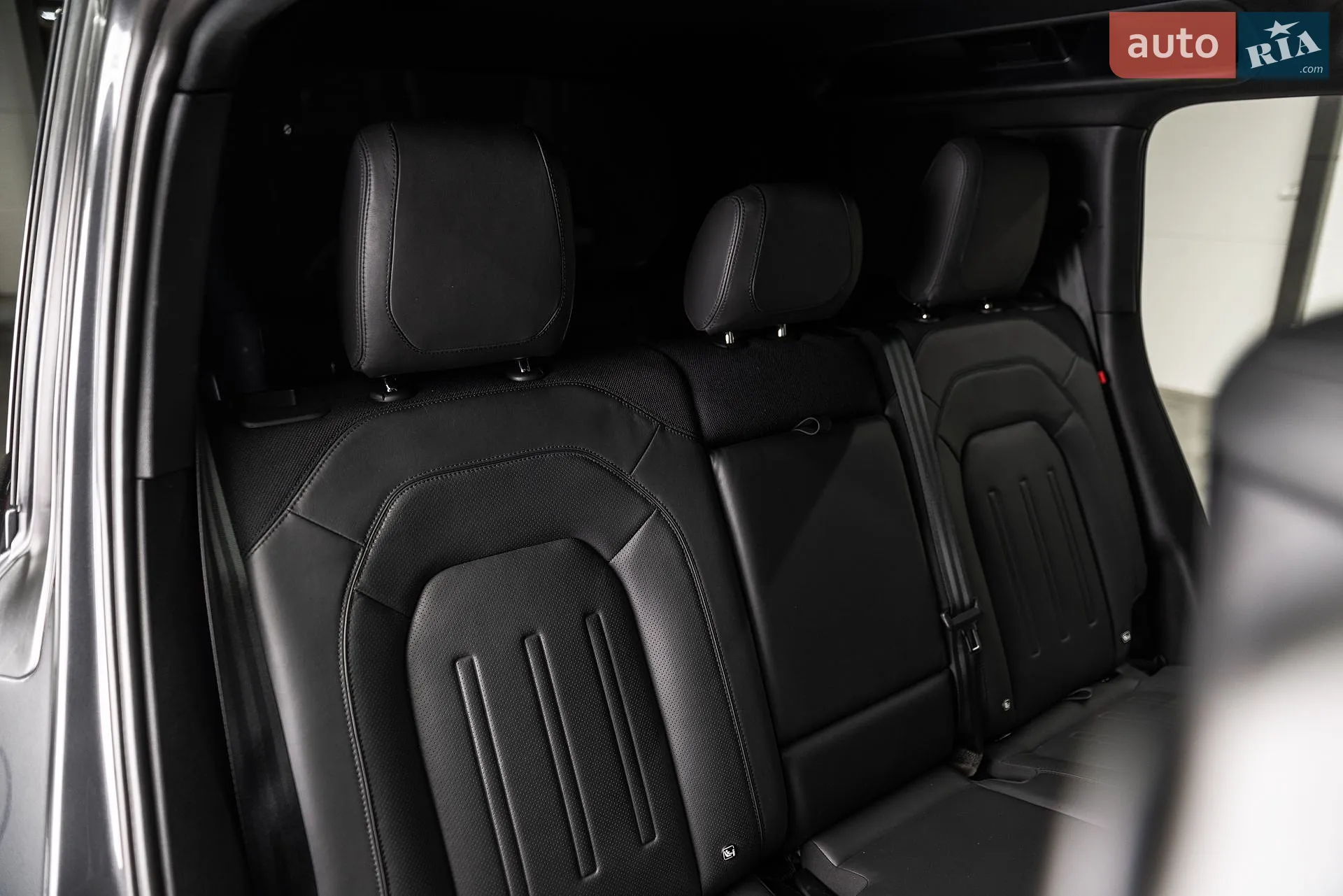 2022 Land Rover Defender - мініатюра 32