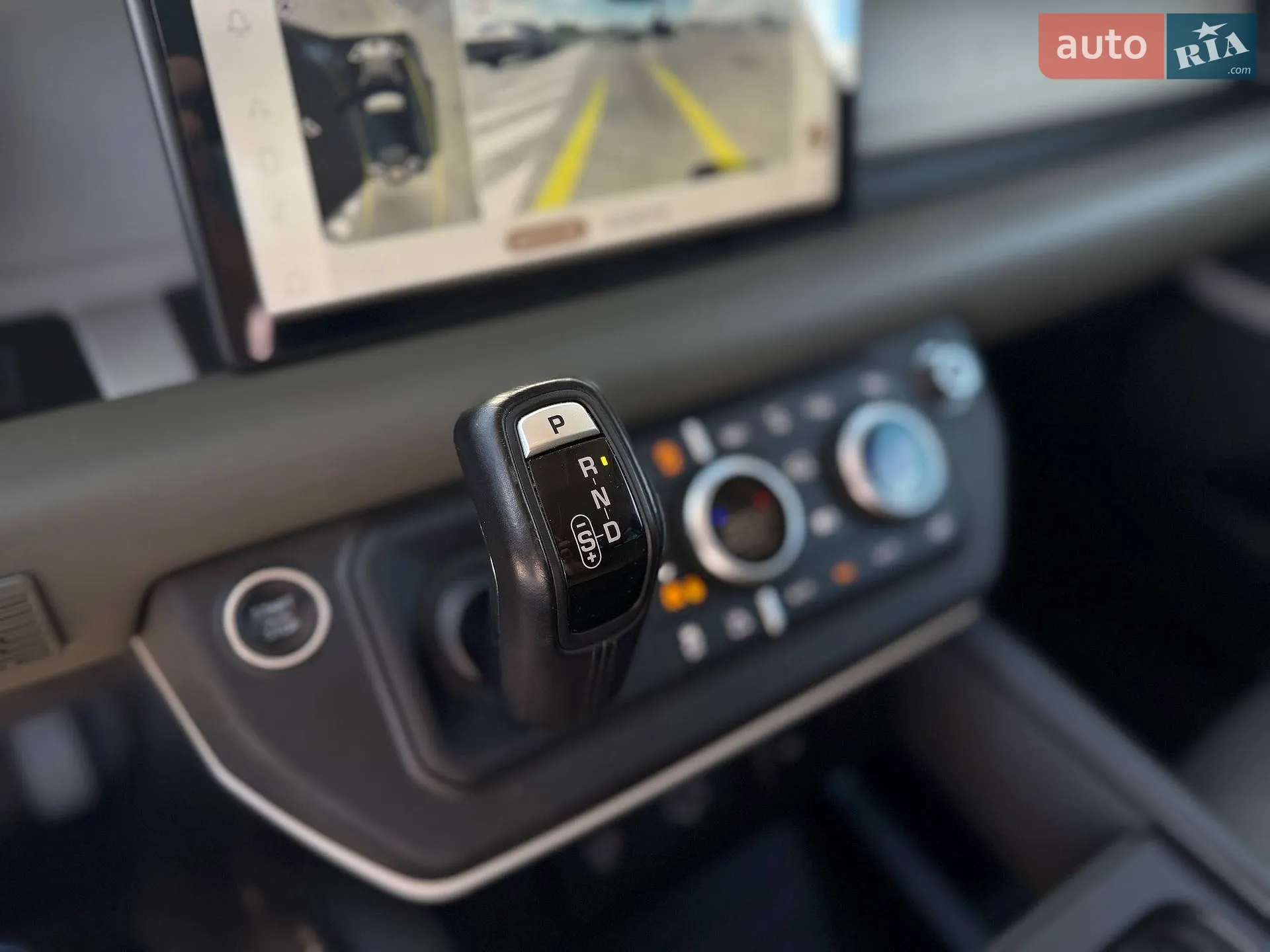 2021 Land Rover Defender - мініатюра 12