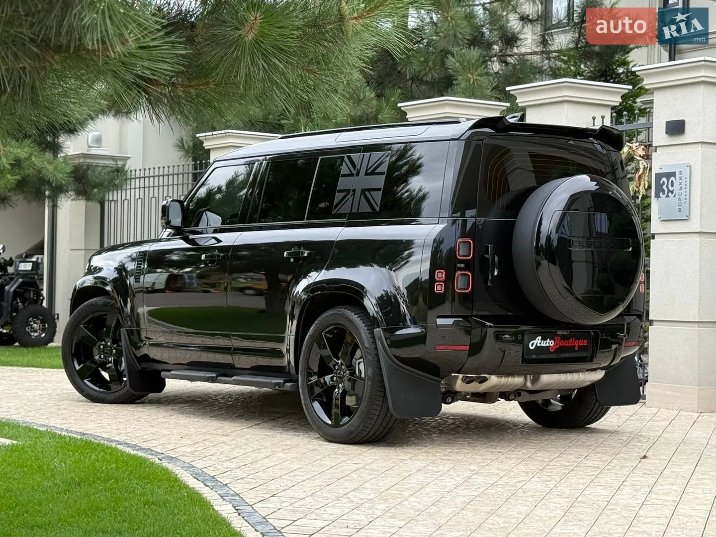 2026 Land Rover Defender - мініатюра 21