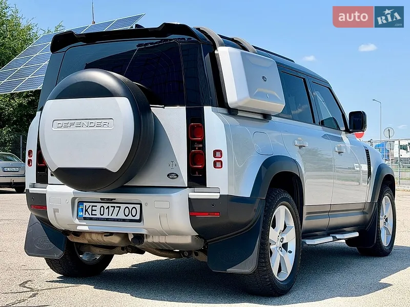 Land Rover Defender