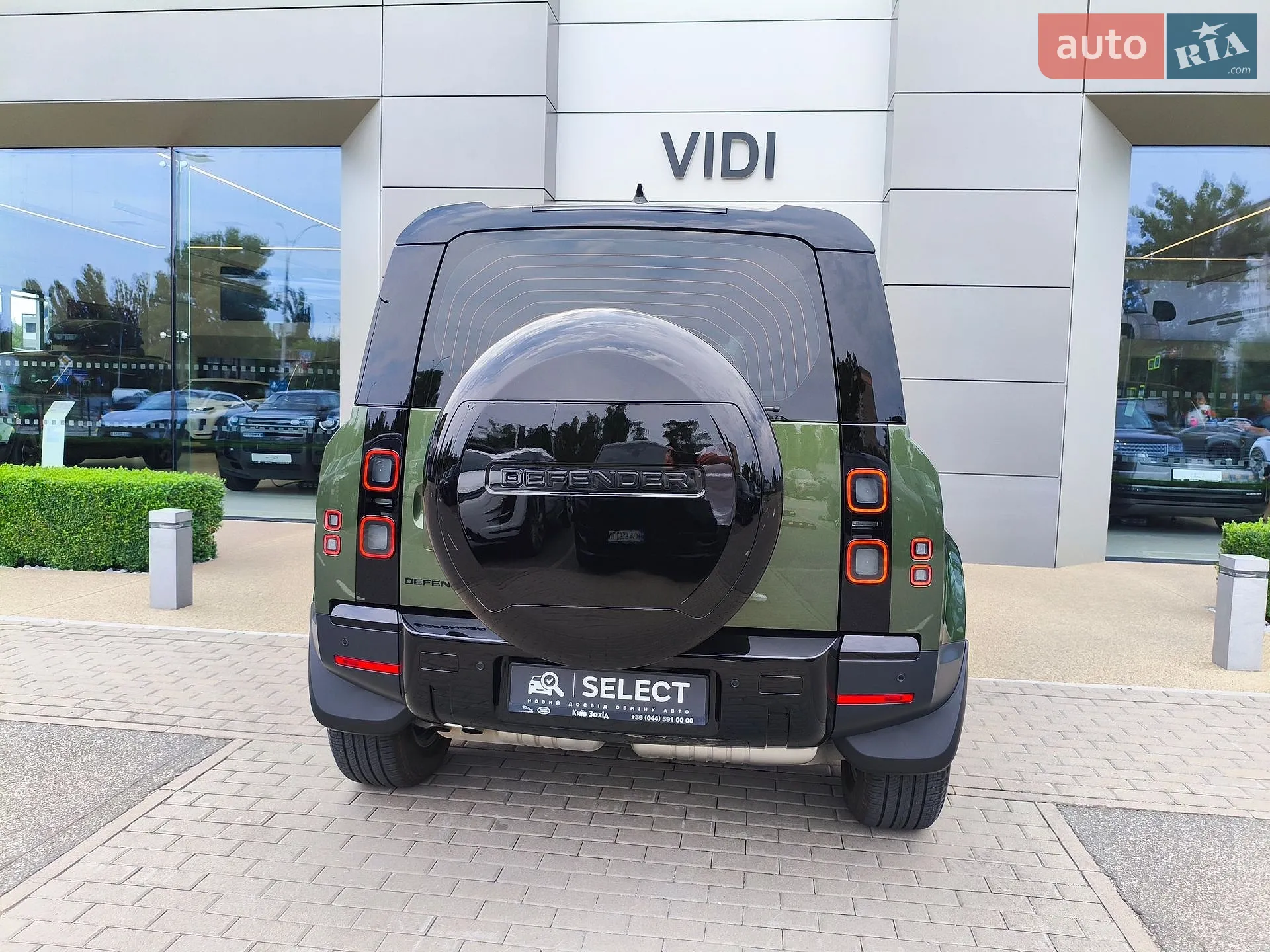 2026 Land Rover Defender - мініатюра 26