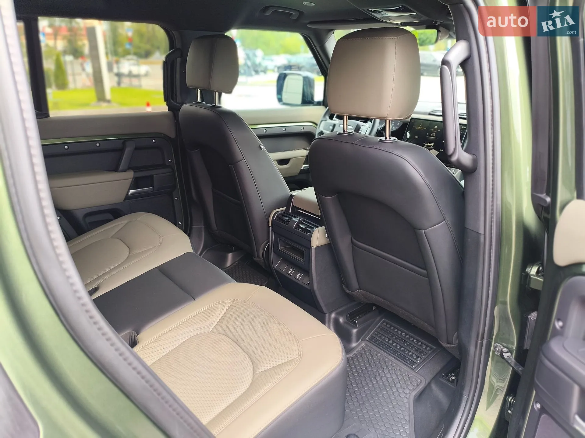 2026 Land Rover Defender - мініатюра 46