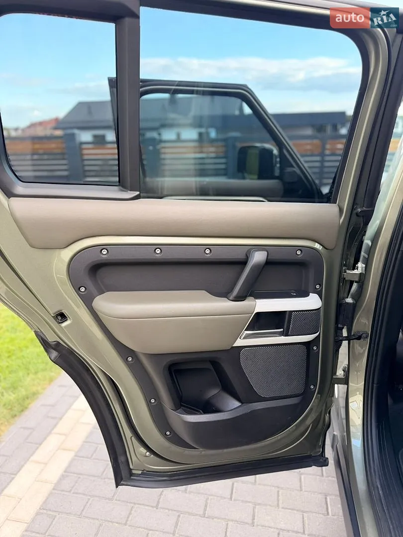 2020 Land Rover Defender - мініатюра 19