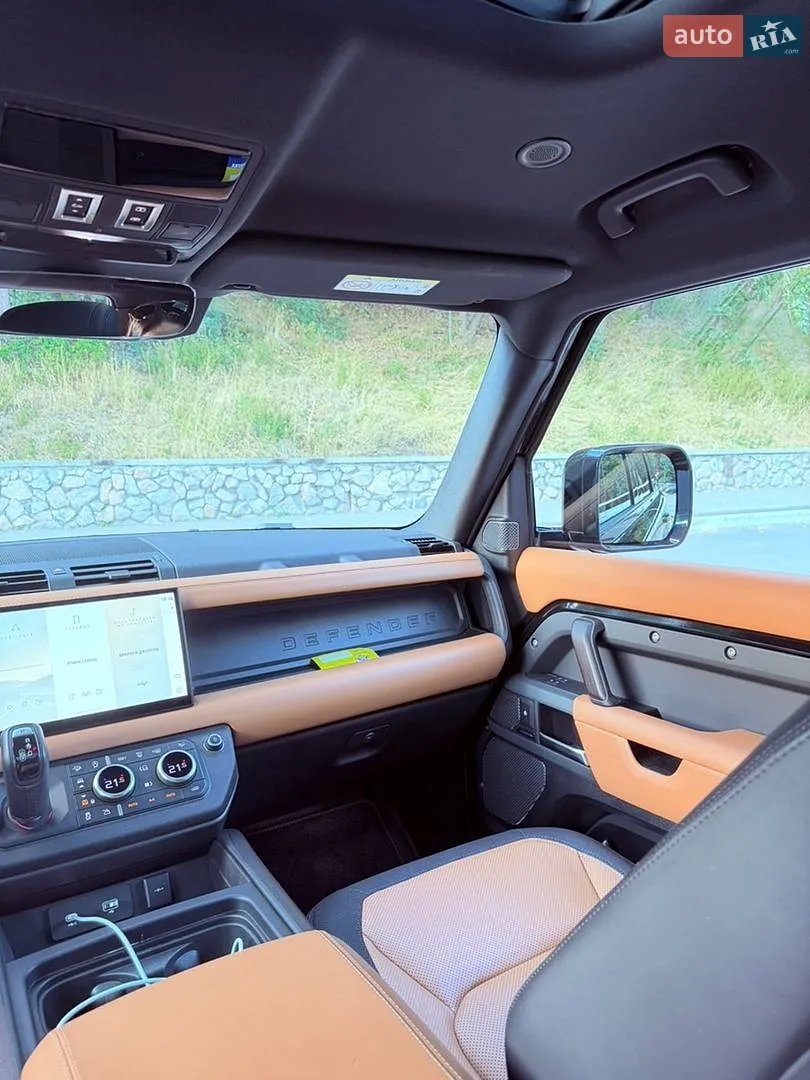 2022 Land Rover Defender - мініатюра 12