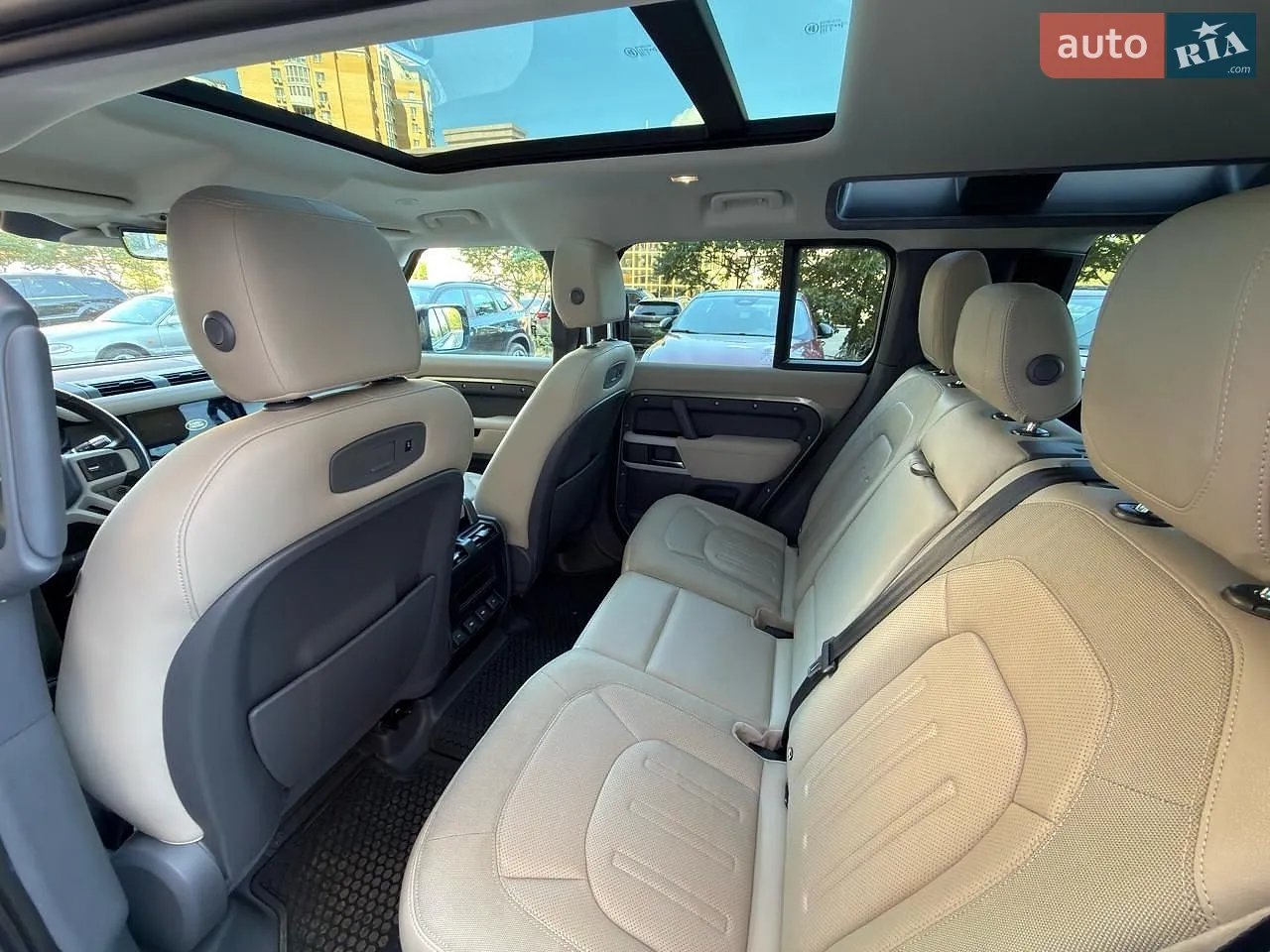 2020 Land Rover Defender - мініатюра 10