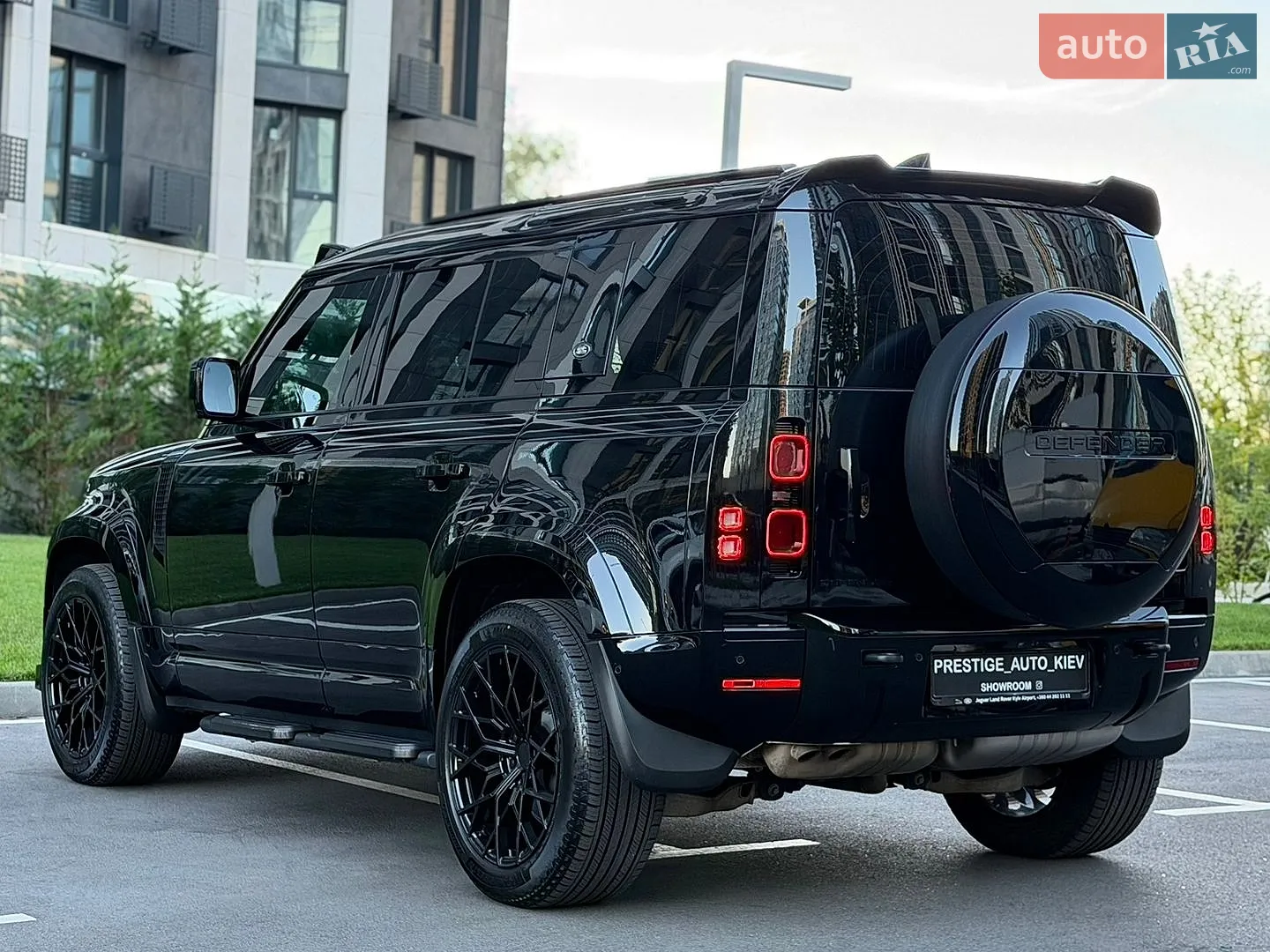 2022 Land Rover Defender - мініатюра 24