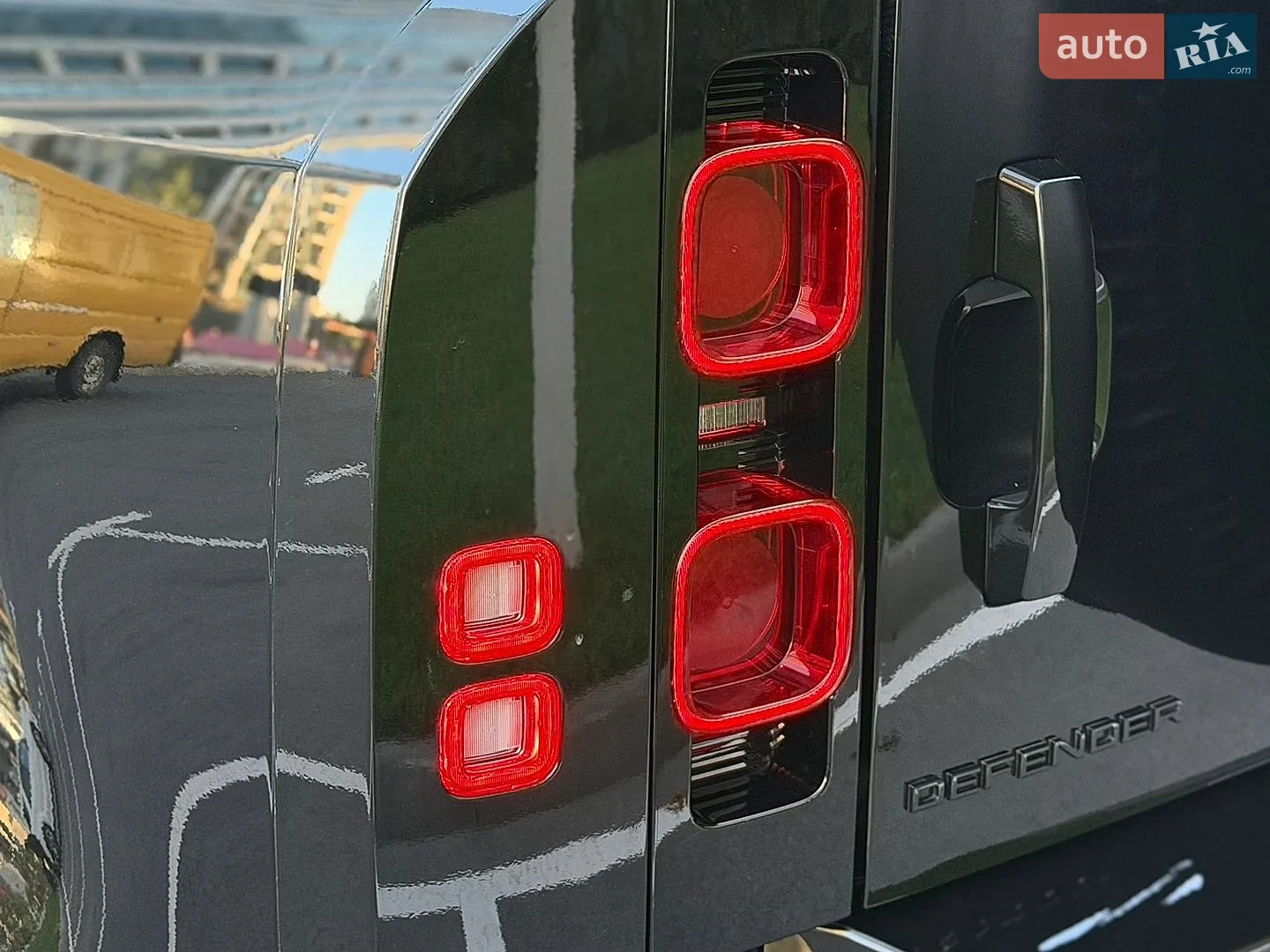 2022 Land Rover Defender - мініатюра 38