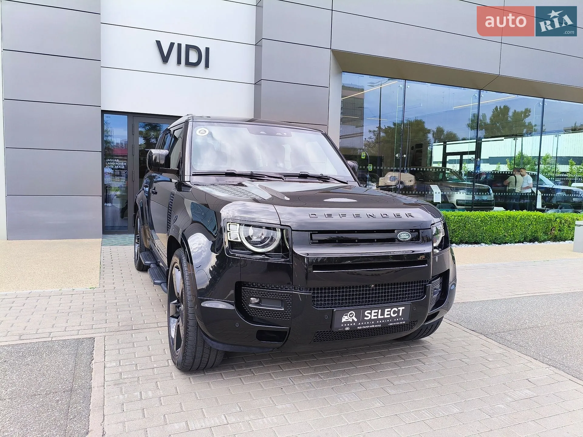 2025 Land Rover Defender - мініатюра 4