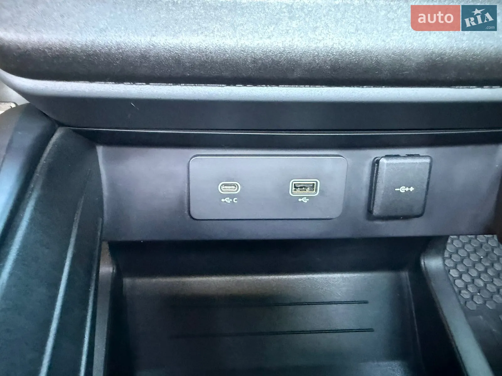 2021 Land Rover Defender - мініатюра 34