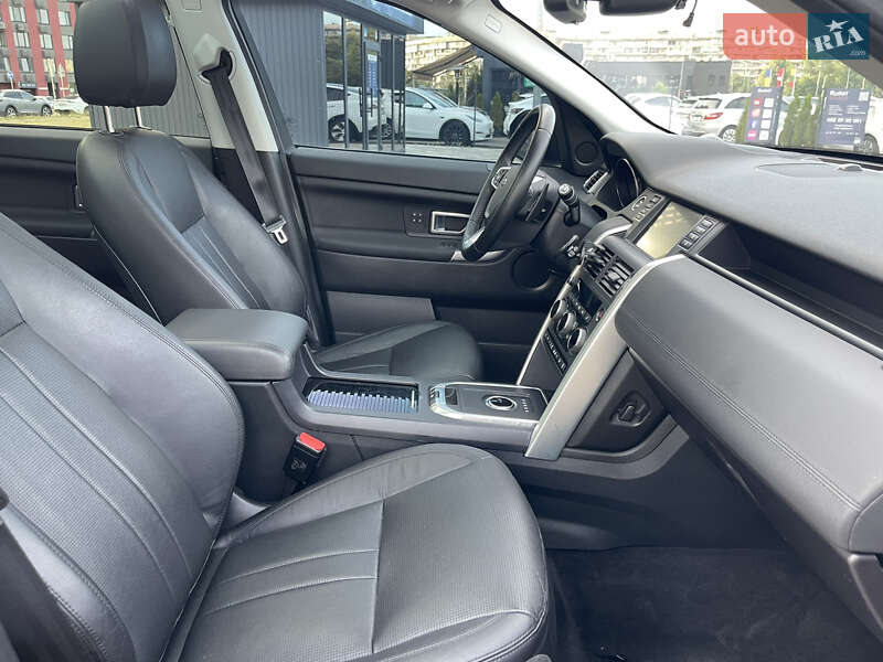 Позашляховик / Кросовер Land Rover Discovery Sport 2017 в Києві