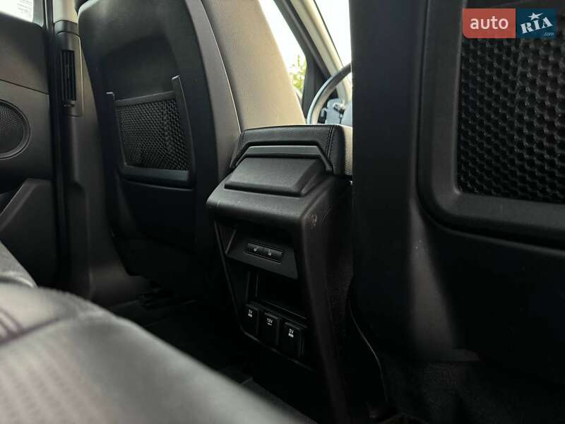 Внедорожник / Кроссовер Land Rover Discovery Sport 2016 в Днепре фото 19 Внедорожник / Кроссовер Land Rover Discovery Sport 2016 в Днепре