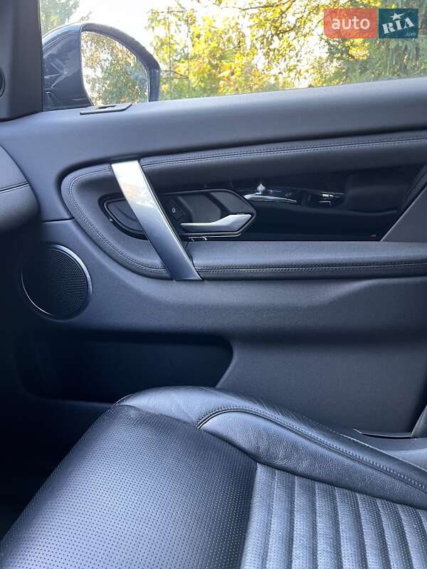 Внедорожник / Кроссовер Land Rover Discovery Sport 2019 в Киеве