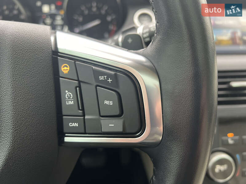 Внедорожник / Кроссовер Land Rover Discovery Sport 2018 в Киеве