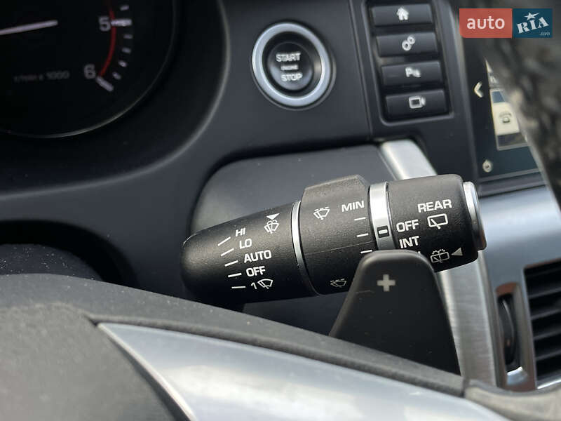 Позашляховик / Кросовер Land Rover Discovery Sport 2015 в Миколаєві