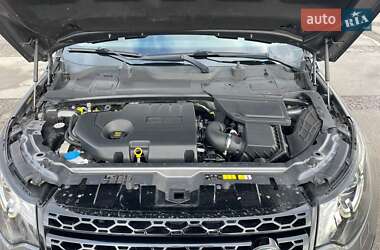 Внедорожник / Кроссовер Land Rover Discovery Sport 2016 в 
