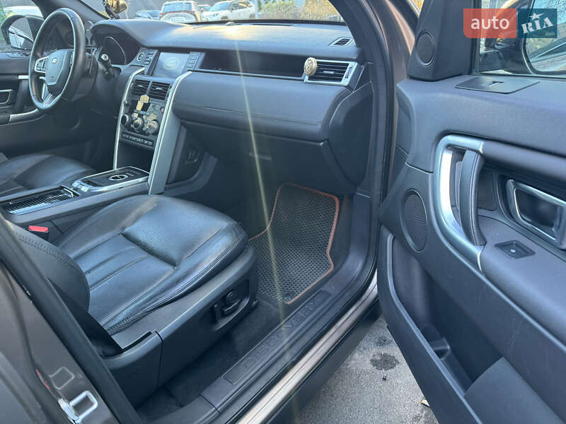 Внедорожник / Кроссовер Land Rover Discovery Sport 2015 в Киеве