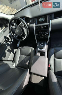 Внедорожник / Кроссовер Land Rover Discovery Sport 2016 в 
