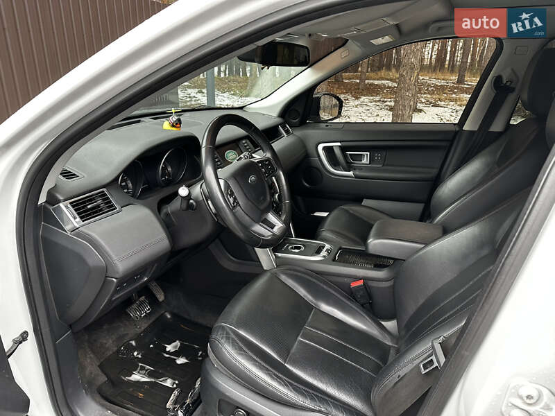 Внедорожник / Кроссовер Land Rover Discovery Sport 2016 в Киеве