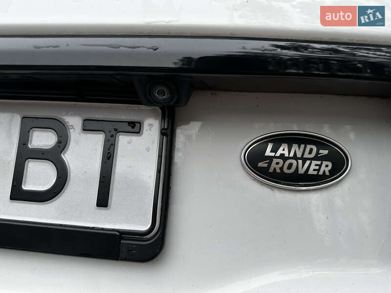 Внедорожник / Кроссовер Land Rover Discovery Sport 2016 в Киеве