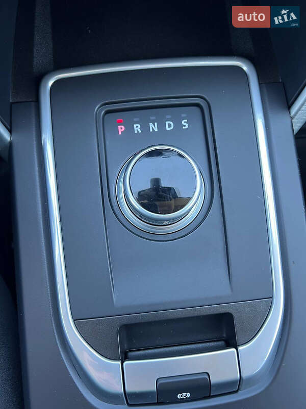 Внедорожник / Кроссовер Land Rover Discovery Sport 2016 в Тернополе