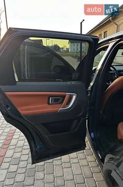 Позашляховик / Кросовер Land Rover Discovery Sport 2015 в 