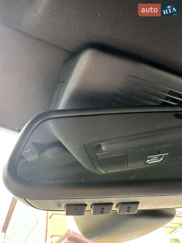 Позашляховик / Кросовер Land Rover Discovery Sport 2016 в Луцьку фото 27 Позашляховик / Кросовер Land Rover Discovery Sport 2016 в Луцьку