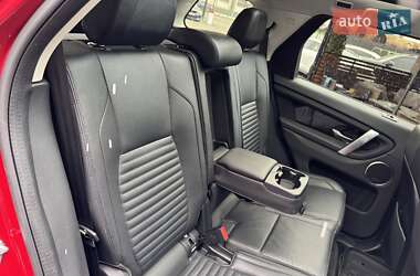Внедорожник / Кроссовер Land Rover Discovery Sport 2019 в 
