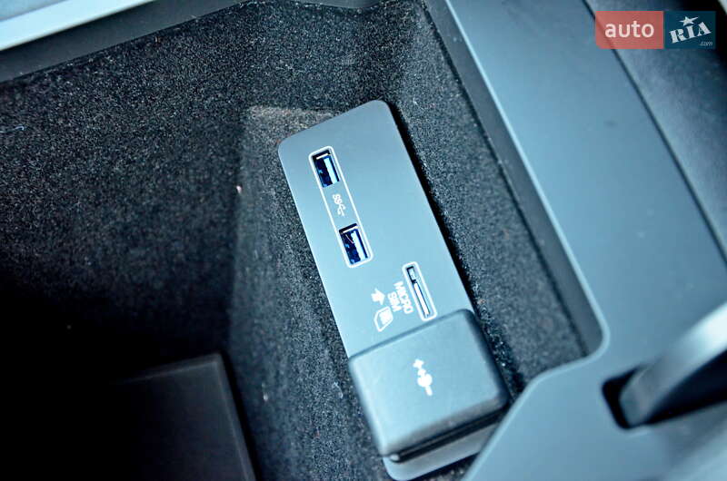 Позашляховик / Кросовер Land Rover Discovery Sport 2020 в Івано-Франківську